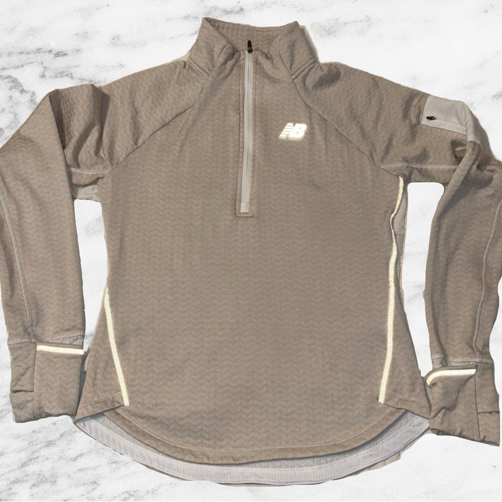 New Balance Light Performance Pullover - Picture 1 of 5